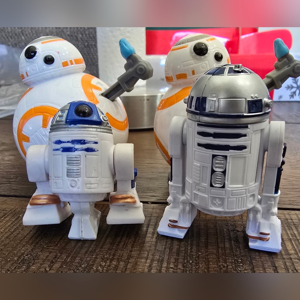 Star Wars Toys BB8 R2D2